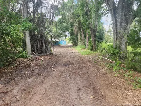 3300 SW Dunklin Ave, Okeechobee, FL 34974 photo 3