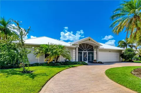 3554 SE Fairway E, Stuart, FL 34997