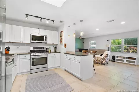 Kitchen - Undisclosed, Stuart, FL 34996 photo 2 of 5