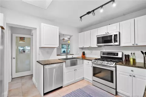Kitchen - Undisclosed, Stuart, FL 34996 photo 3 of 5