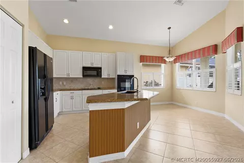 Kitchen - 2968 SE Racoon Way, Stuart, FL 34997 photo 4 of 4