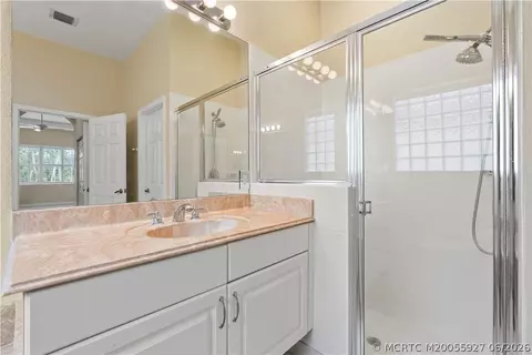 Bath - 2968 SE Racoon Way, Stuart, FL 34997 photo 3 of 5