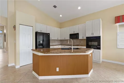 Kitchen - 2968 SE Racoon Way, Stuart, FL 34997 photo 1 of 4