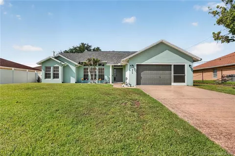 2510 SW Fair Isle Rd, Port Saint Lucie, FL 34987