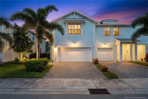 351 SE Angler Dr, Stuart, FL 34994