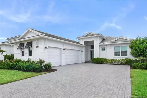 8472 SW Cantante Way, Port Saint Lucie, FL 34987