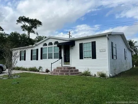 4361 1st Ct, Lantana, FL 33462