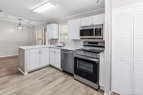 2828 SW Toronado Trl, Stuart, FL 34997 photo 14
