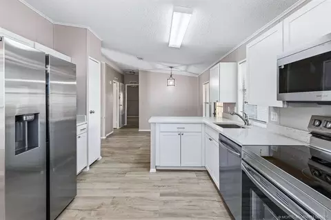 2828 SW Toronado Trl, Stuart, FL 34997 photo 13