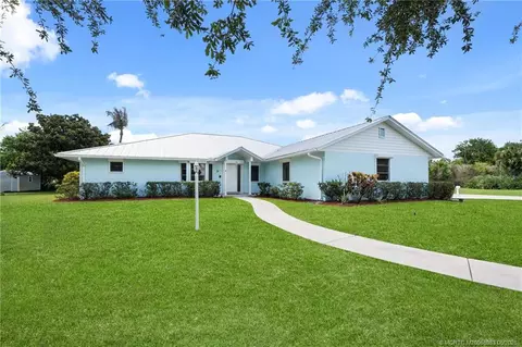 507 NE Silver Oak Ter, Jensen Beach, FL 34957