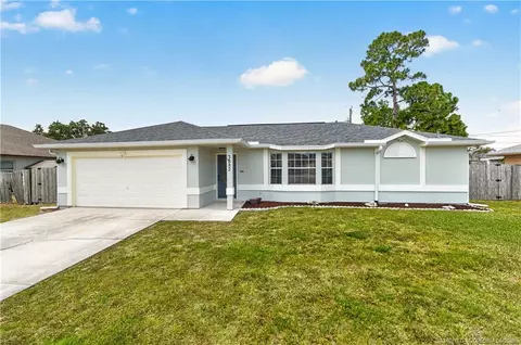 3882 SW Ruark St, Port Saint Lucie, FL 34953