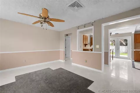 Living - 1670 SE Madison St, Stuart, FL 34997 photo 1 of 3