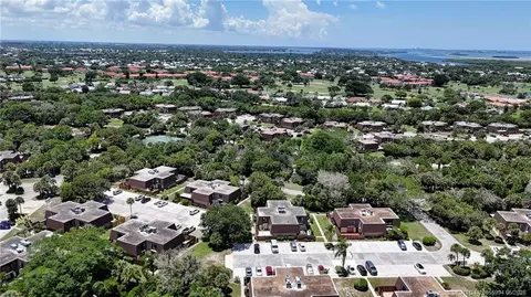 View/Area - 5912 SE Riverboat Dr, Stuart, FL 34997 photo 4 of 6