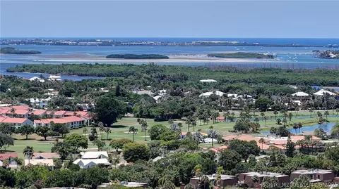 View/Area - 5912 SE Riverboat Dr, Stuart, FL 34997 photo 2 of 7
