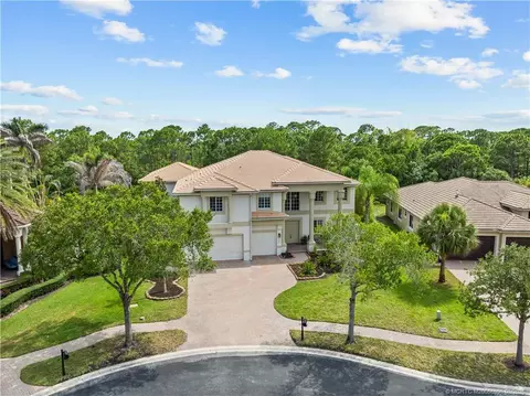 5044 SW Saint Creek Dr, Palm City, FL 34990