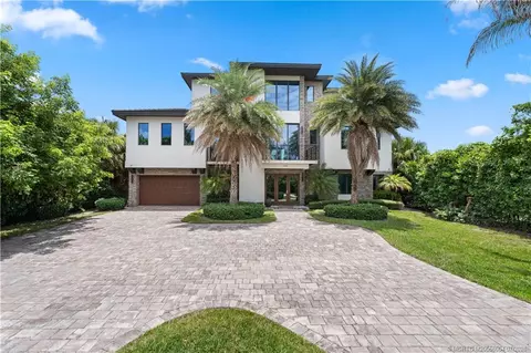 7900 S Ocean Dr, Jensen Beach, FL 34957