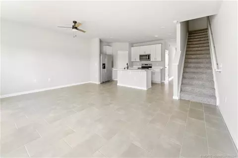 325 SE Halifax Ln, Stuart, FL 34994 photo 11