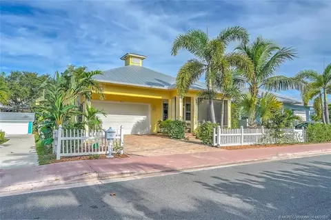412 SW Akron Ave, Stuart, FL 34994