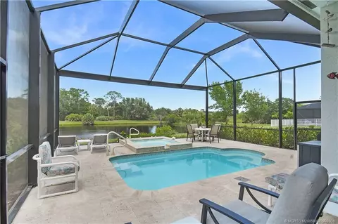 208 SE Via Tirso, Port Saint Lucie, FL 34952