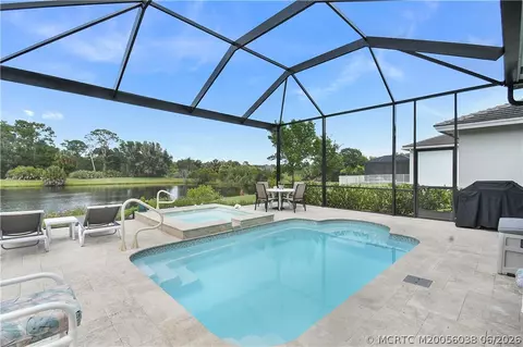 208 SE Via Tirso, Port Saint Lucie, FL 34952