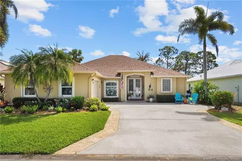 371 NW Emilia Way, Jensen Beach, FL 34957
