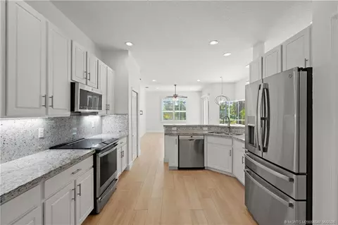 371 NW Emilia Way, Jensen Beach, FL 34957