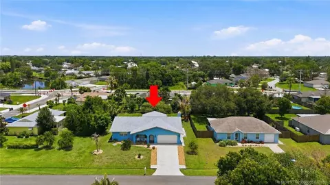 1007 SEuclid Ln, Port Saint Lucie, FL 34983