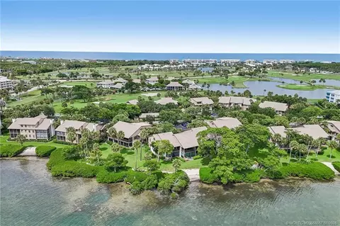 View/Area - 250 NEdgewater Dr, Stuart, FL 34996 photo 4 of 10
