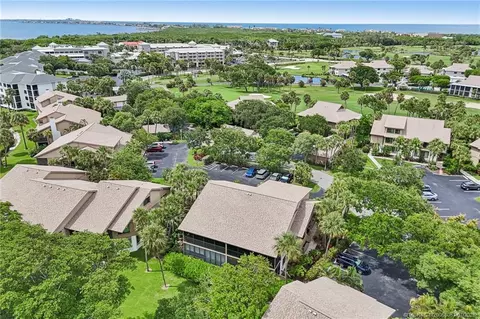 View/Area - 250 NEdgewater Dr, Stuart, FL 34996 photo 6 of 10