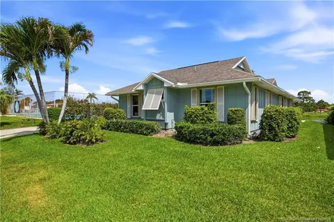 Exterior - 5757 SE Miles Grant Rd, Stuart, FL 34997 photo 5 of 9