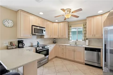 Kitchen - 5757 SE Miles Grant Rd, Stuart, FL 34997 photo 2 of 5