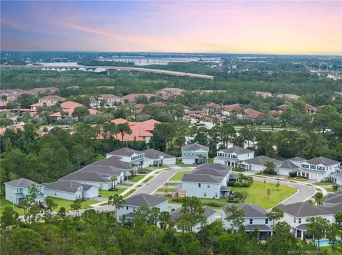 View/Area - 208 SW Pomeroy St, Stuart, FL 34997 photo 4 of 12