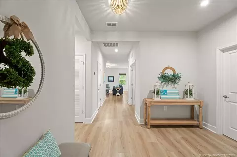 Entry Way - 208 SW Pomeroy St, Stuart, FL 34997 photo 1 of 3