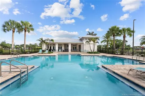 Exterior - 208 SW Pomeroy St, Stuart, FL 34997 photo 10 of 12