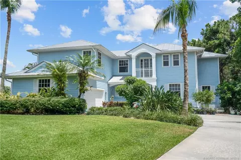 1859 NE Victorian Ln, Jensen Beach, FL 34957