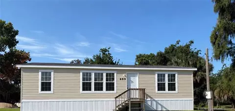 699 4th St, Moore Haven, FL 33471