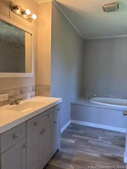 699 4th St, Moore Haven, FL 33471 photo 8