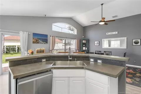 1015 SE Westminster Pl, Stuart, FL 34997 photo 19
