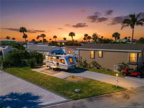 10725 S Ocean Dr #409, Jensen Beach, FL 34957