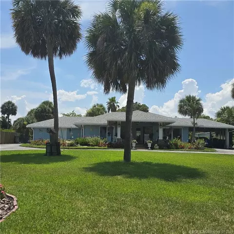 1711 S Indian River Dr, Fort Pierce, FL 34950
