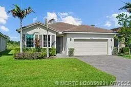 4474 NW King Ct, Jensen Beach, FL 34957