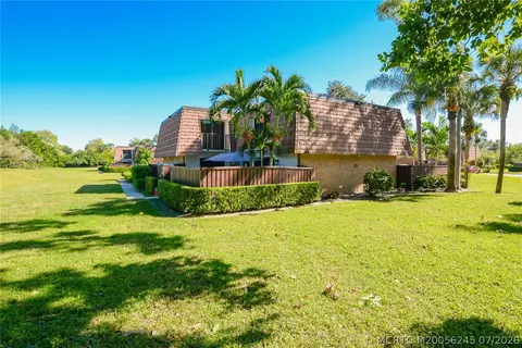 2926 SW Sunset Trace Cir, Palm City, FL 34990
