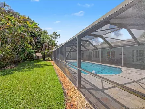 Exterior - 22 Banyan Rd, Stuart, FL 34996 photo 6 of 9