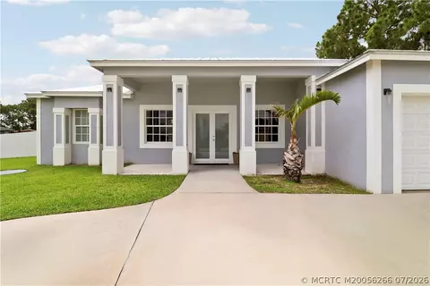 6216 NW West Deville Cir, Port Saint Lucie, FL 34986