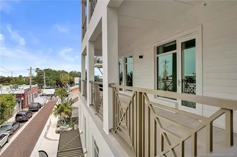 41 SW Seminole St #310, Stuart, FL 34994 photo 33