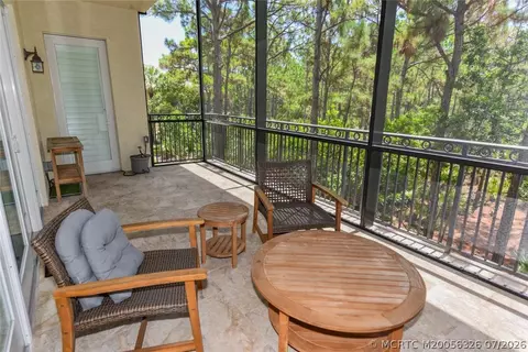 Exterior - 952 SE Willoughby Trce, Stuart, FL 34997 photo 3 of 7