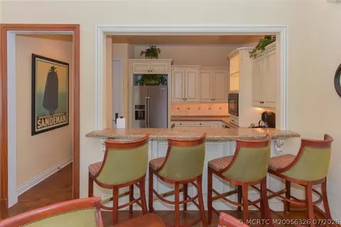 Kitchen - 952 SE Willoughby Trce, Stuart, FL 34997 photo 4 of 4