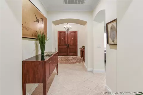 Entry Way - 952 SE Willoughby Trce, Stuart, FL 34997 photo 3 of 4