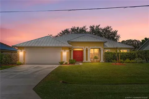 502 SE Majestic Ter, Port Saint Lucie, FL 34983
