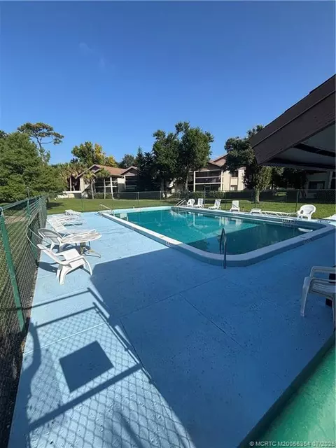 Exterior - 702 NW Fork Rd, Stuart, FL 34994 photo 3 of 4